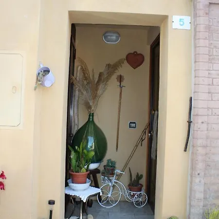 Апартаменты La Torre Di Caprera Сиена