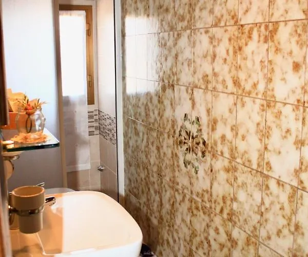 La Torre Di Caprera 아파트